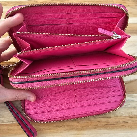 COACH Pink Zip Around Wallet Wristlet Clutch, Pre-owned - Picture 10 of 15